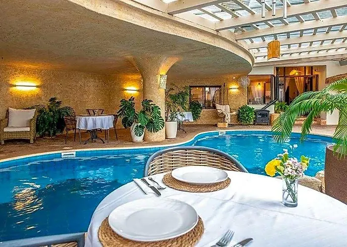 Cnaan Village Boutique Hotel & Spa
