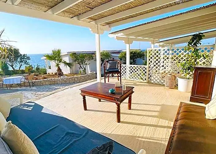 Lassion Golden Bay Sea View