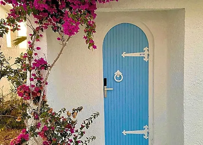 Lassion Golden Bay Sea View