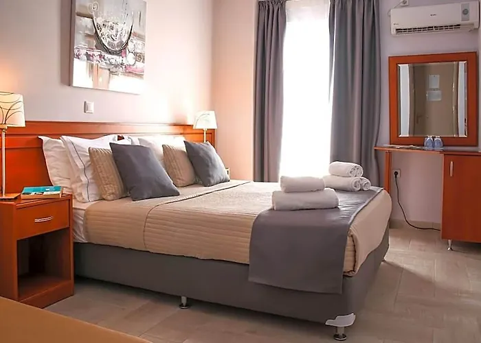 Chryssi Akti Hotel Andros