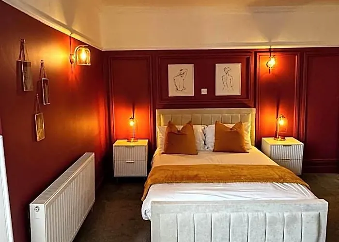 The Golden Lion Hotel