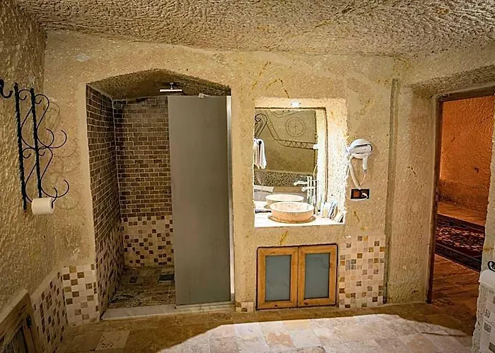 Sur Cave Hotel