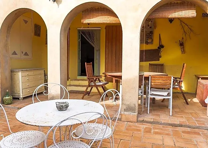 Mas Gran De Cruilles - Mas Rural - Hotel & Events