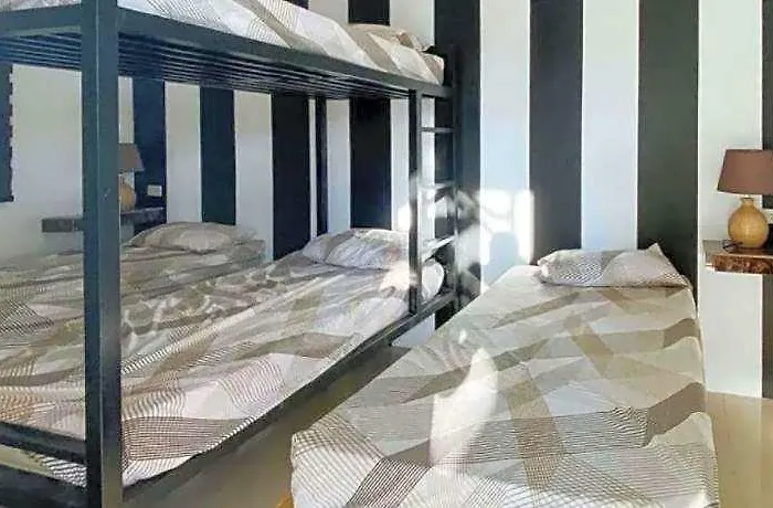 Reddoorz @ Piamonte Apartelle Santo Tomas Batangas