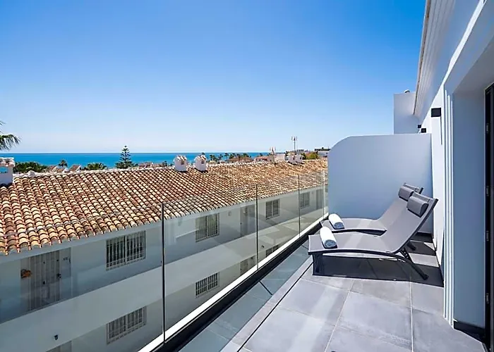 The Orange House Boutique Hotel And Upstairs Rooftop Bar Center Of La Cala De Mijas 100M From The Beach