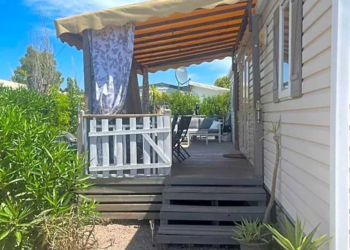 Magic Mobile Montourey, 3 chambres, 2 salles de bain, piscine disponible sur place Fréjus