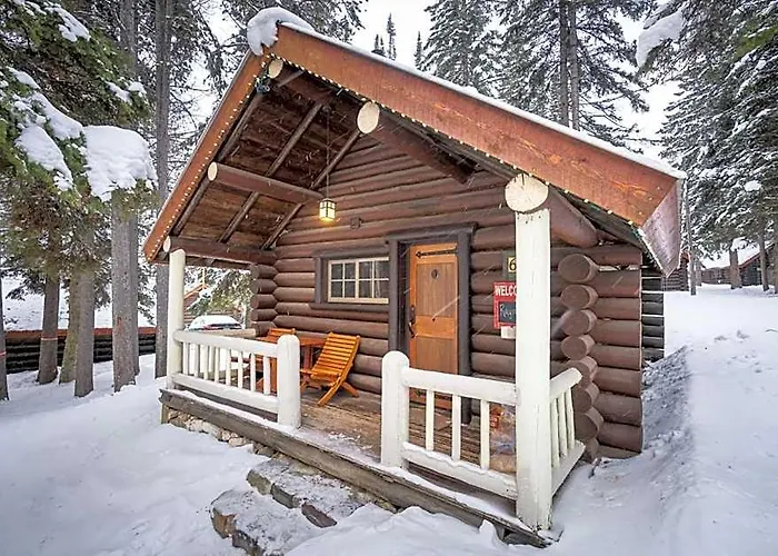 Storm Mountain Lodge & Cabins