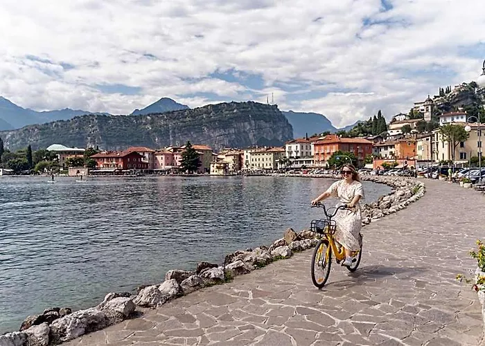 Lake Hotel Ifigenia
