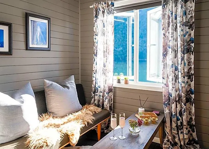 Fjaerland Fjordstove Hotell - Huseby Hotelldrift As