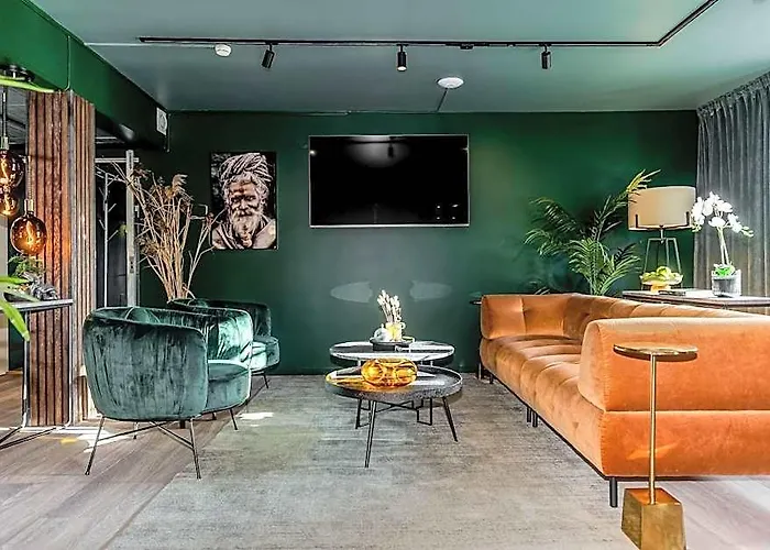 Xhotel
