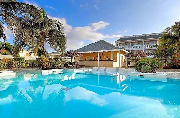 The Signature Level At Grand Palladium Lady Hamilton Resort & Spa
