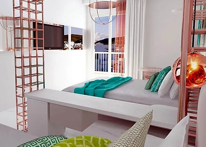 Nama Hotel Tinos