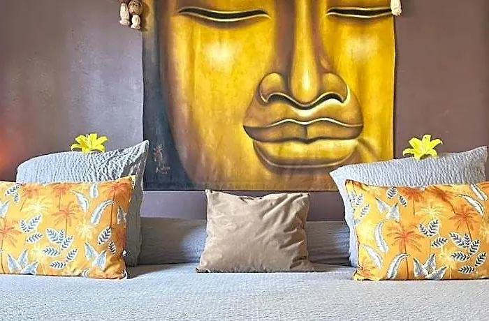 Residence Adam And Eve