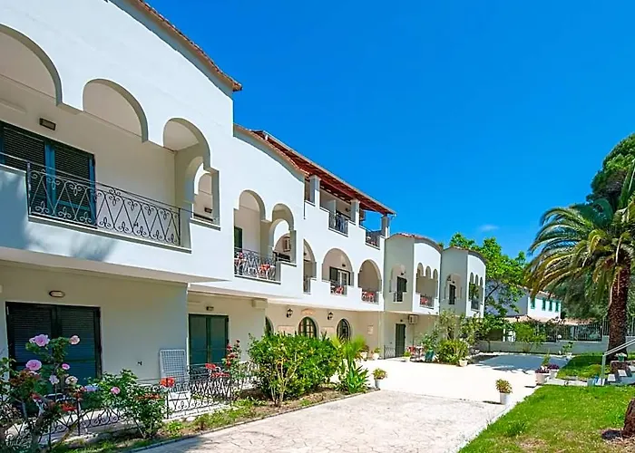 Vassilis Paradise Garden Aparthotel