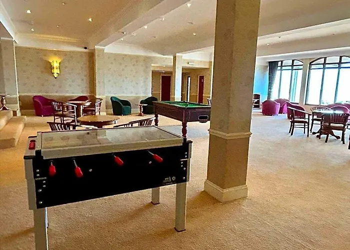 Sandringham Hotel - Seafront, Sandown, Isle Of Wight - Car Ferry Free For 3 Nights Or 79 Gbp For 1 Or 2 Nights