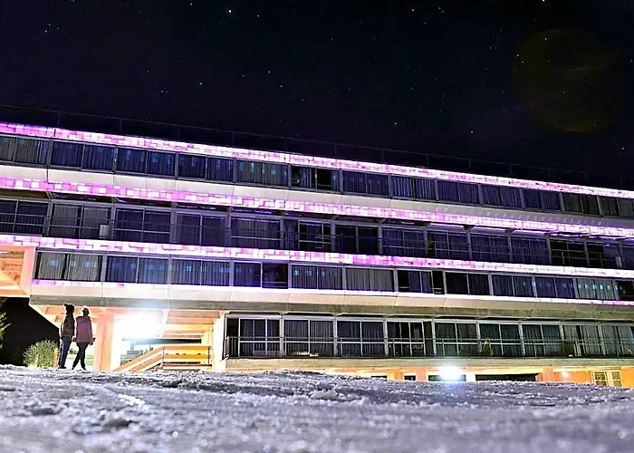 Th 1400 Hotel