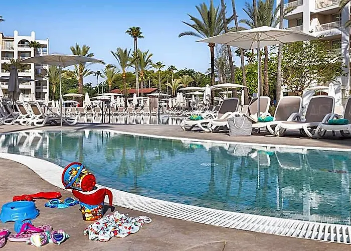 Protur Safari Park Aparthotel