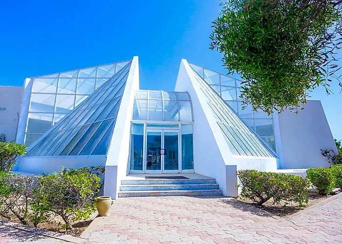 Al Jazira Beach & Spa