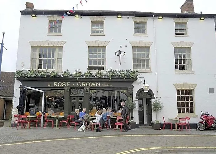 Rose & Crown