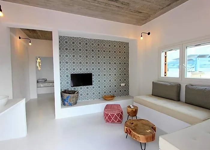Mesanto Luxury Suites
