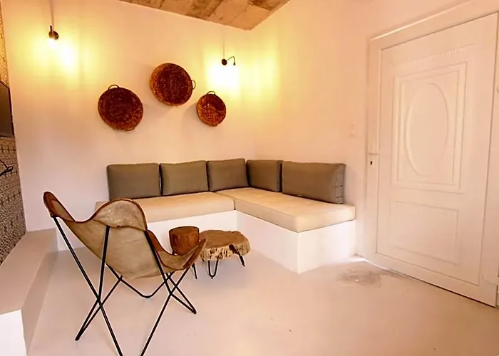 Mesanto Luxury Suites