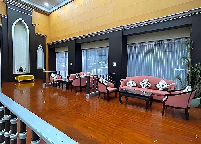Grand Phranakhon Hotel