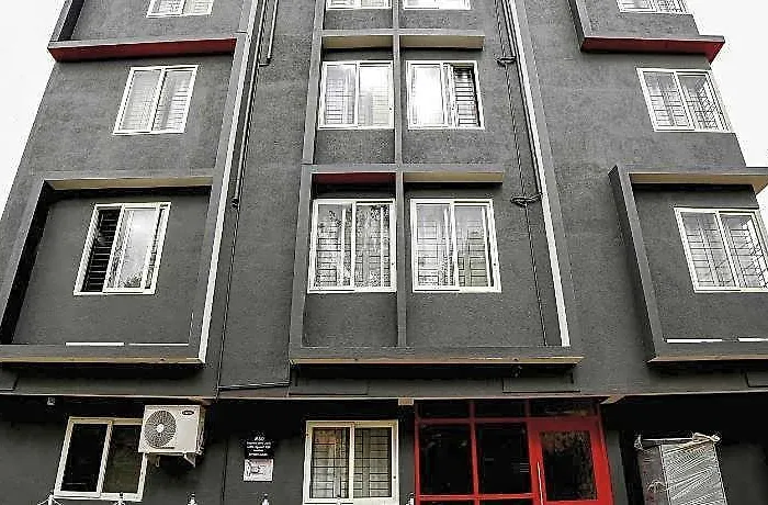 Townhouse Sarvar Hospitality Near Ascendas Park Square Mall