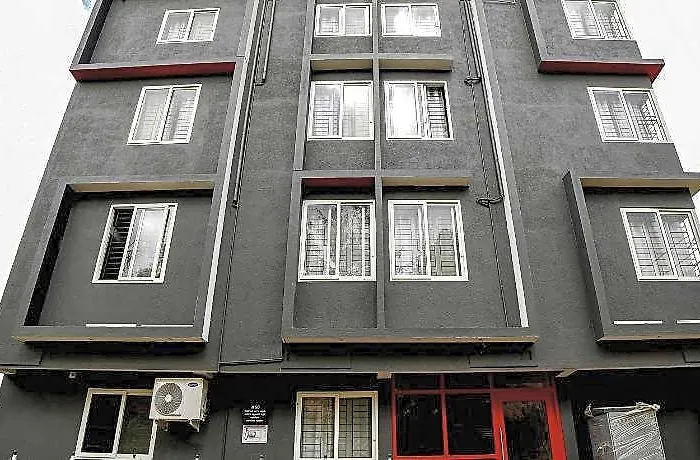 Townhouse Sarvar Hospitality Near Ascendas Park Square Mall