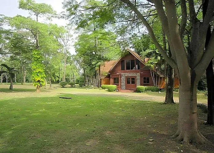 Hakuna Matata Nature Resort