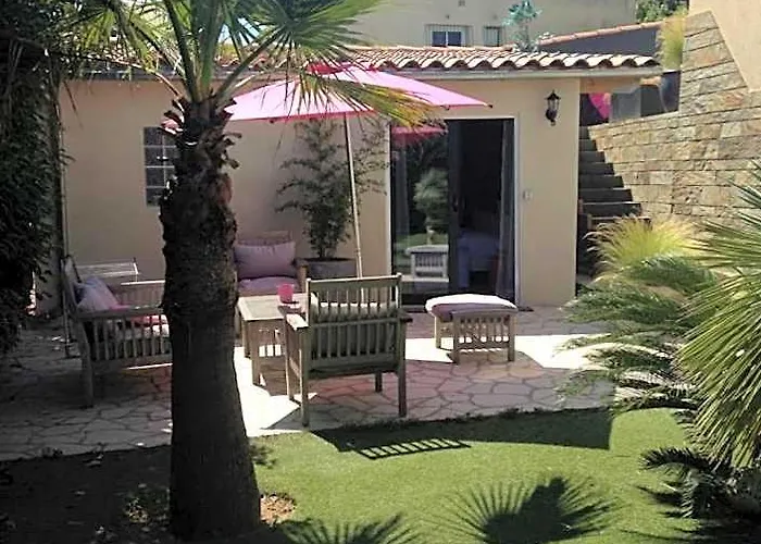 Bed and Breakfast Les Jardins De Galicia à Sète