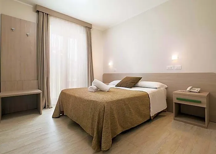 Echotel