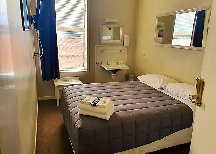 Fern Lodge Inglewood