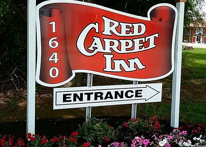 Red Carpet Inn - Louisville
