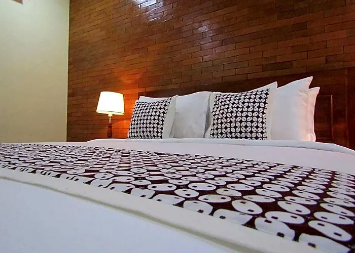 Anang Bed & Breakfast Syariah By Ndalem Beong