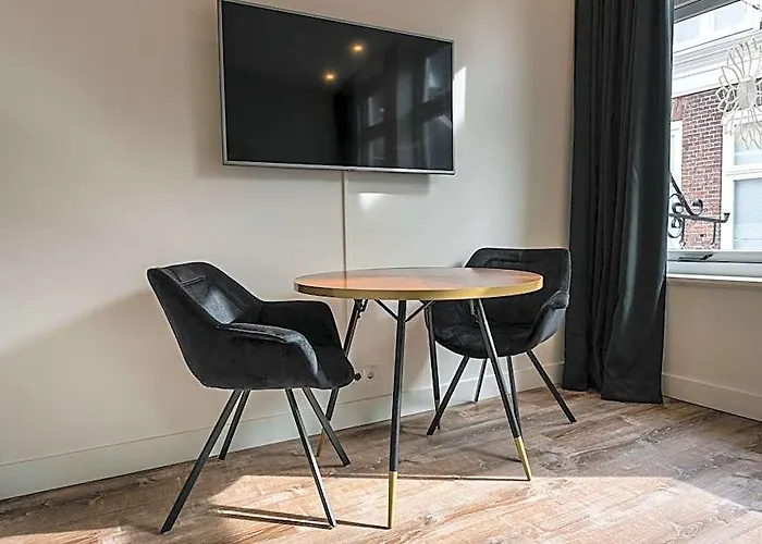 Familie Hotel & Apartments Alkmaar