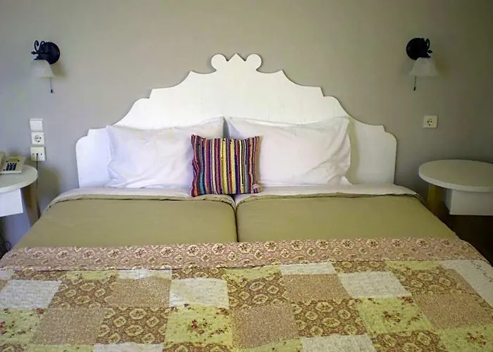7 Brothers Hotel