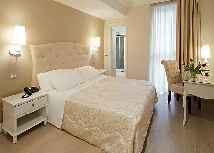 Hotel Aurora