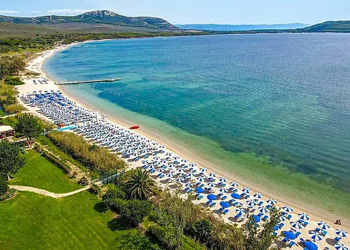 Hotel Baia Di Conte Club & Resort