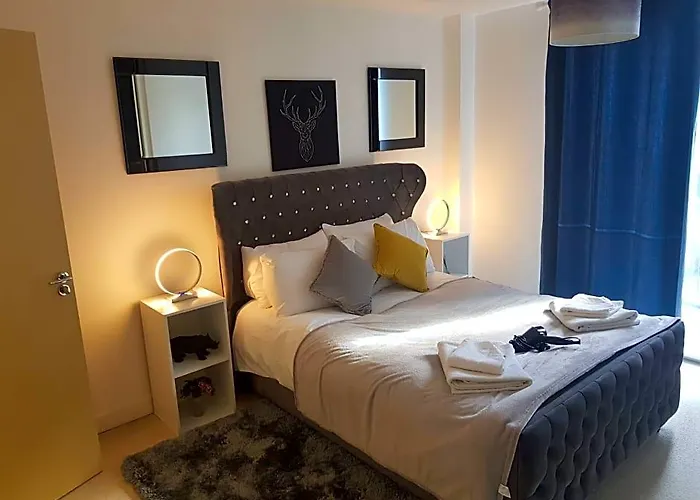 Dazzon Contemporary Apartments
