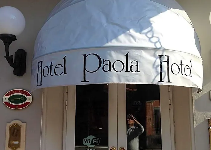 Hotel Paola