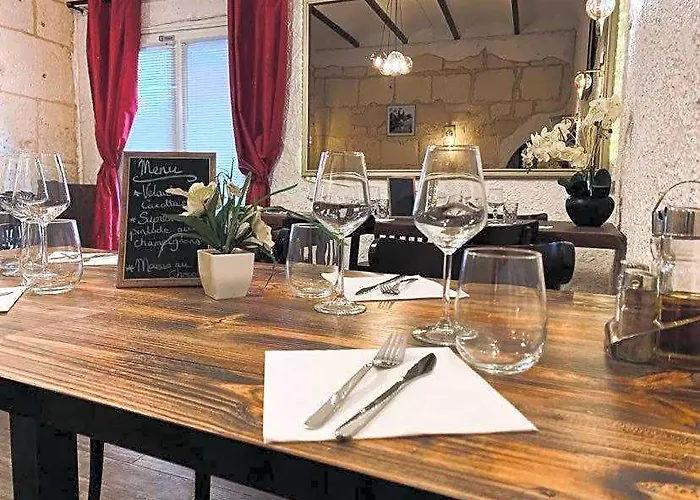 Hotel Restaurant Le Saint Gillois