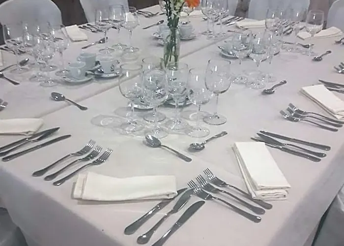 Hostal Restaurante Pacos