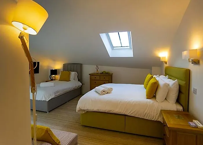 Largigi Rooms Centre Of Lyme Regis Close To The Beach And Town Centre
