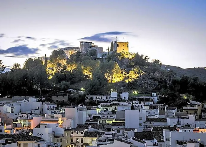 Hotel Castillo De Monda