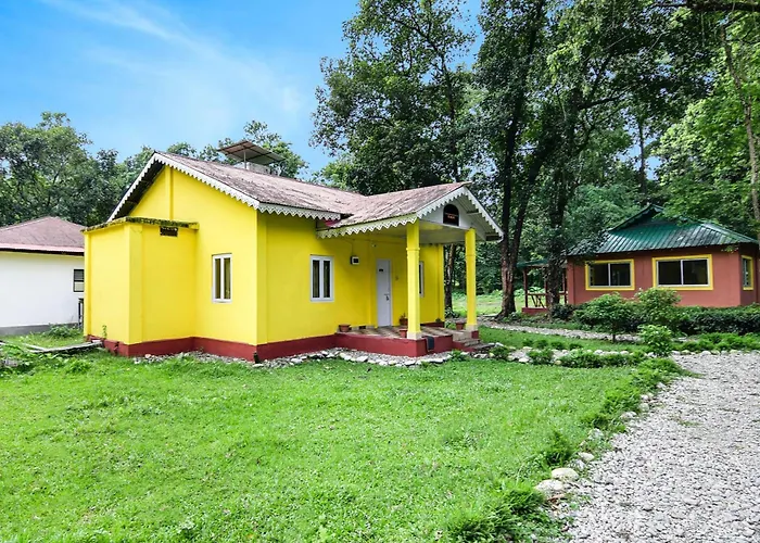 Townhouse Oak Gorumara Jungle Resort