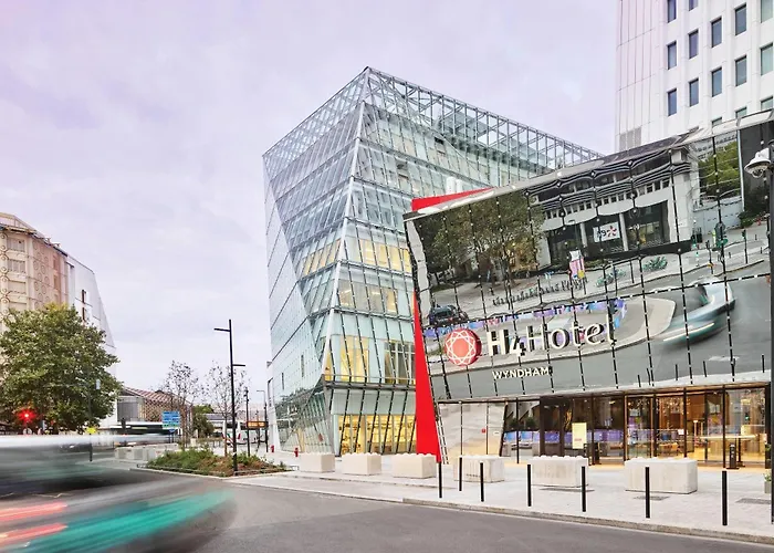 Hotel H4 Wyndham Paris Pleyel à Saint-Denis 