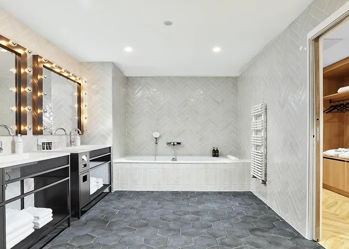 Wyndham Paris Pleyel