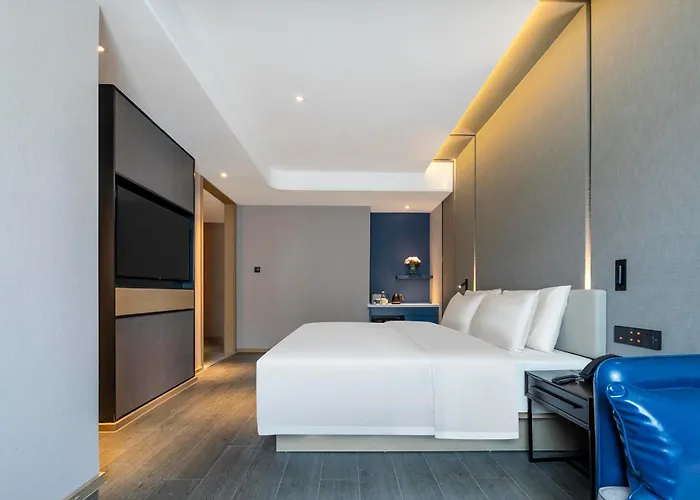 Atour Hotel Shaoxing Heqiao