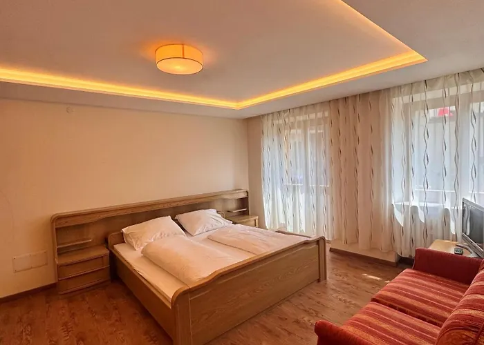 Hotel Goldenes Kreuz - Since 1605