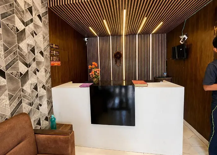 Goroomgo Sai Sandpiper ! Puri গোরুমগো সাই স্যান্ডপাইপার! পুরী Near-Sea-Sight-Beach-And-Temple-Spacious-Room With-Wifi-Restaurant-And-Parking-Facilities-Prime-Location-Best Hotel In Puri
